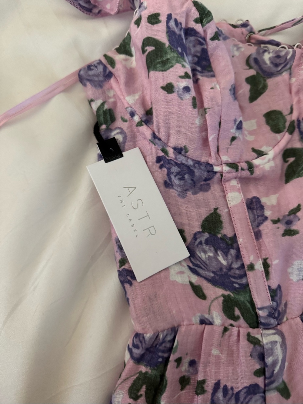 ASTR The Label Wedelia Print Midi Dress | Purple Floral | M | NWT - Picture 7 of 7